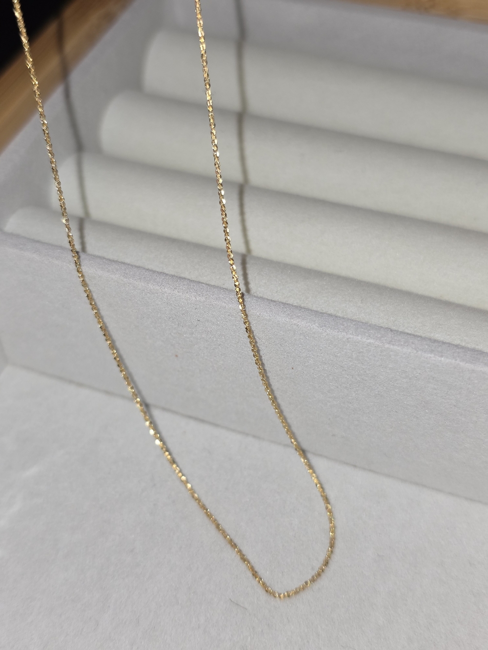14k Gold Fine Rope Chain Necklace - Picture 4 of 6